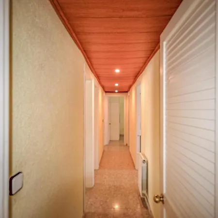 Ferienhaus Pet Friendly In Vidreres Lloret de Mar